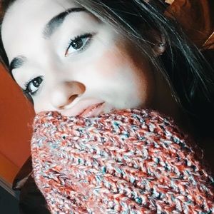 Meet your Posher, Hailey